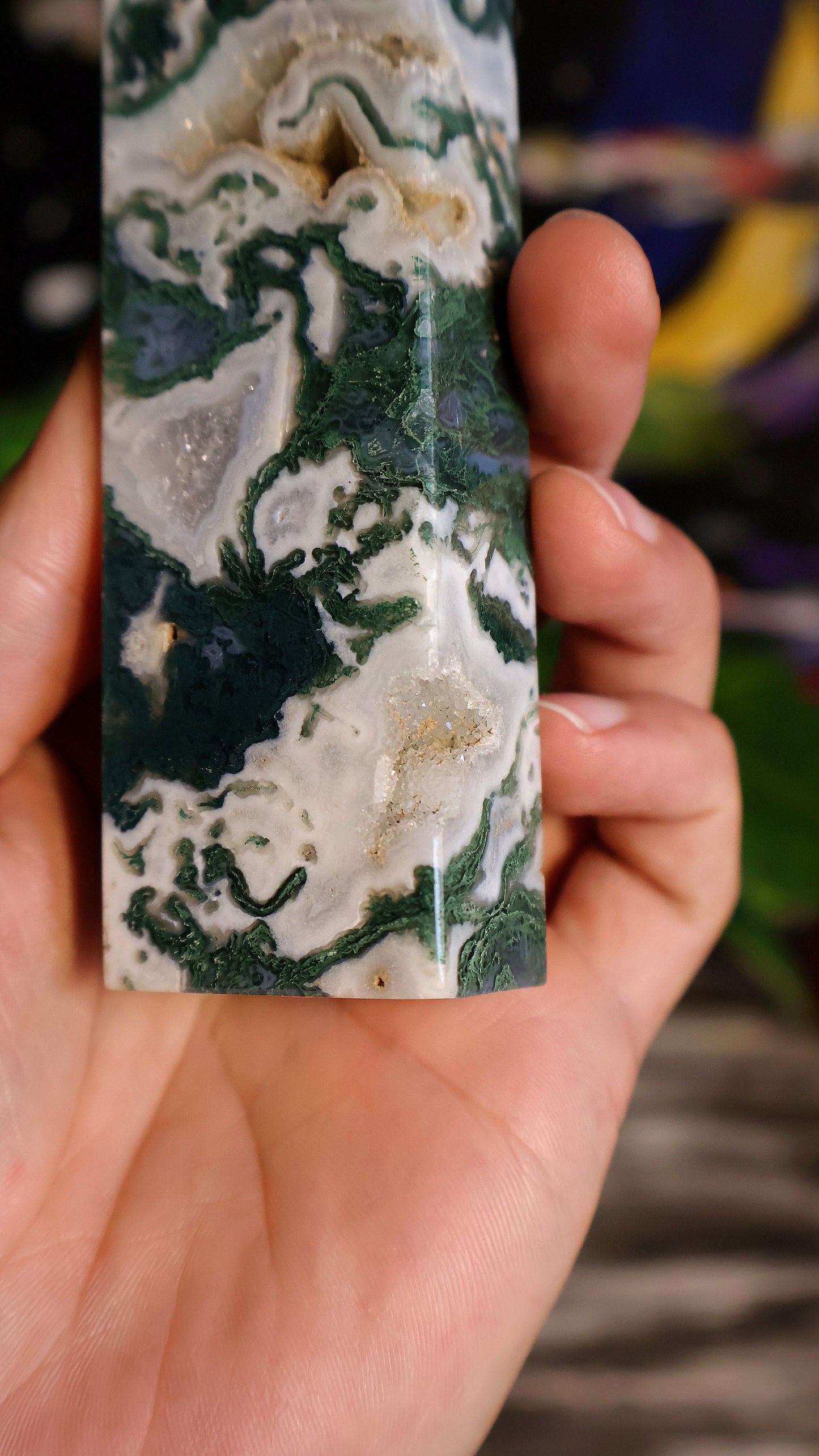 Torre de cristal drusa de ágata musgosa 9.5 oz Piedra natural