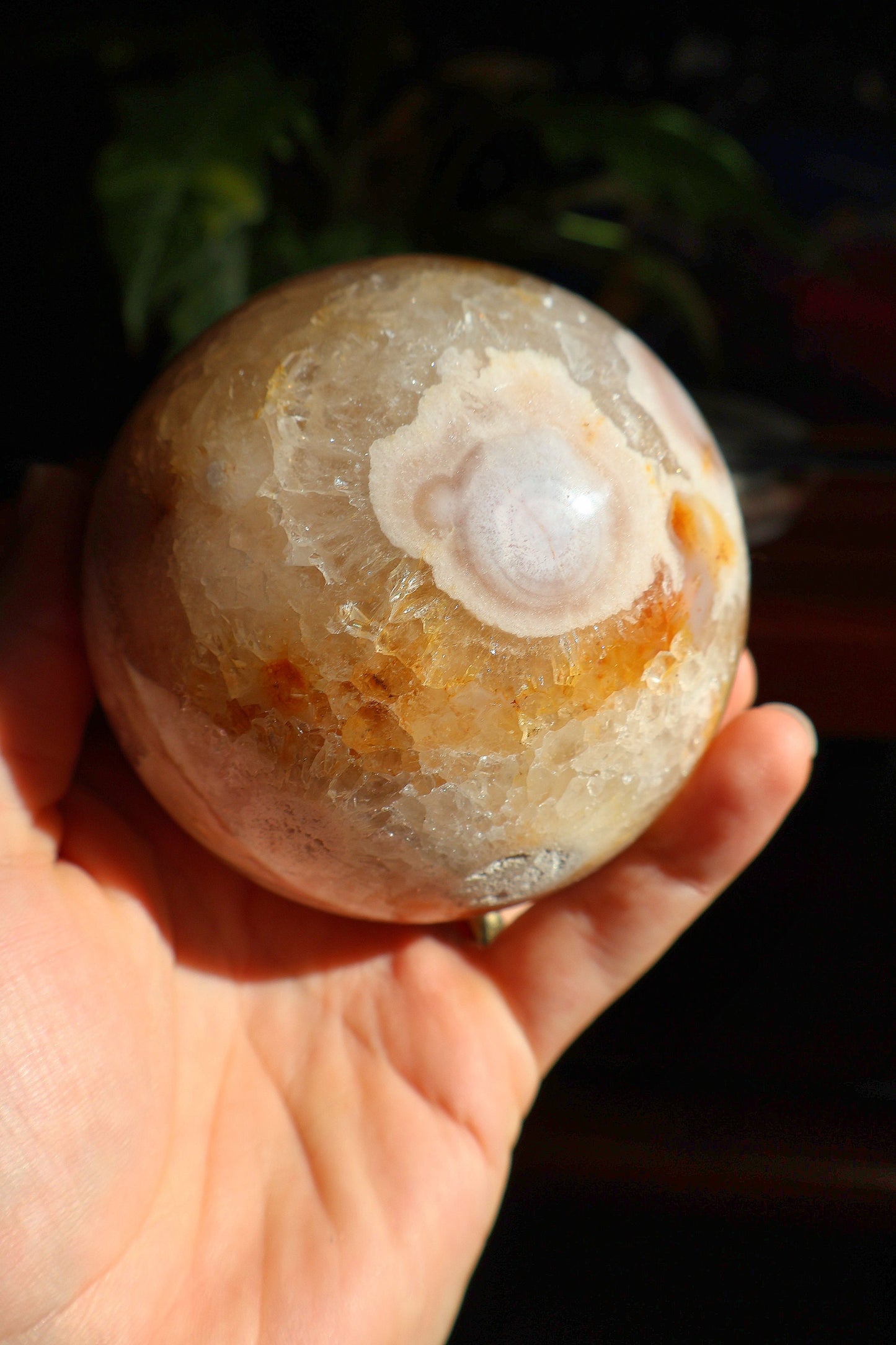 Preciosa esfera de ágata flor de amatista rosa de 1012 gramos, piedra natural